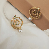 The Sisilia Pearl Drop Earring